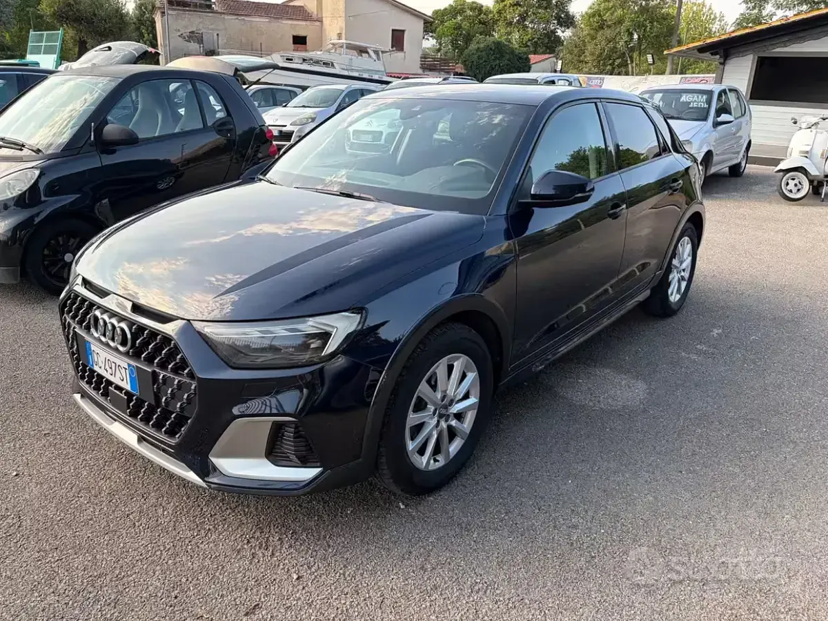 Usata Audi A1 116 CV (85 kW) 2020 Bluazzurro SUV