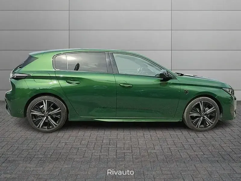 Usata Peugeot 308 GT 131 CV (96 kW) 2023 Verde Utilitaria