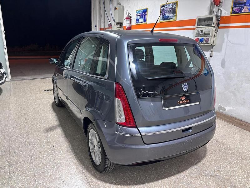 Usata Lancia Musa 90 CV (66 kW) 2009 Monovolume