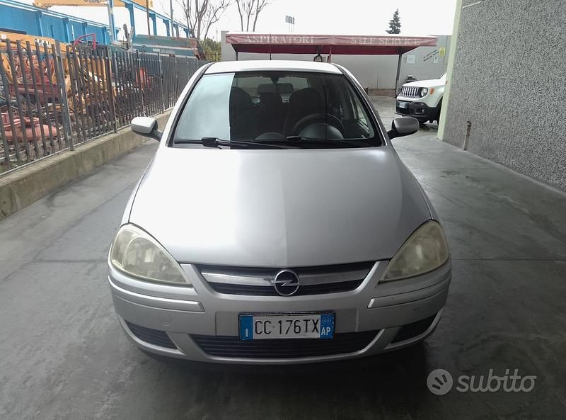 Usata Opel Corsa 2003 Utilitaria