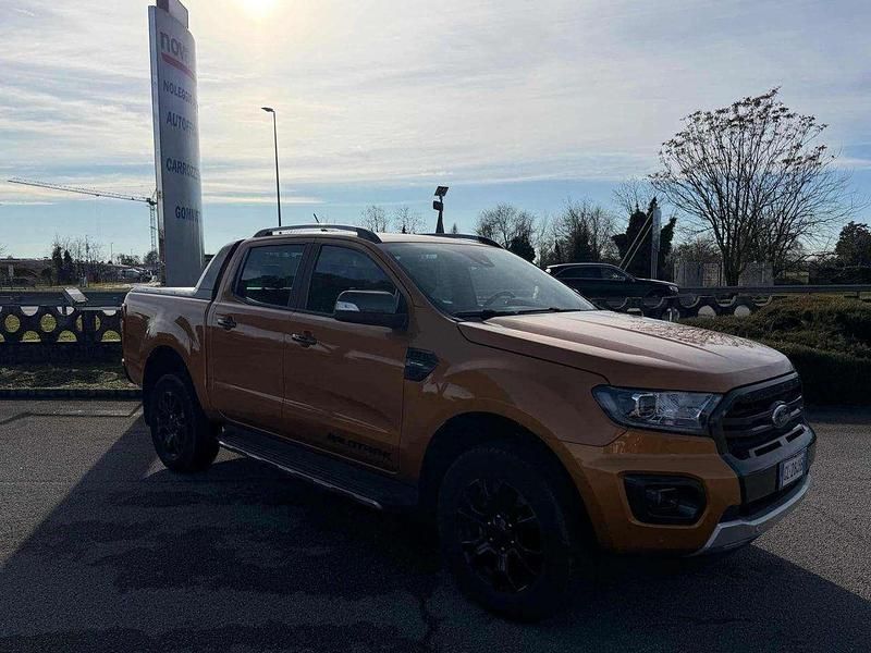 Usata Ford Ranger Wildtrack 213 CV (156 kW) 2022 Arancione Pick-up