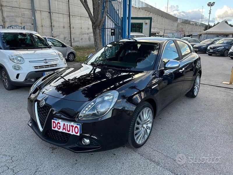 Usata Alfa Romeo Giulietta 120 CV (88 kW) 2016 Nero Utilitaria