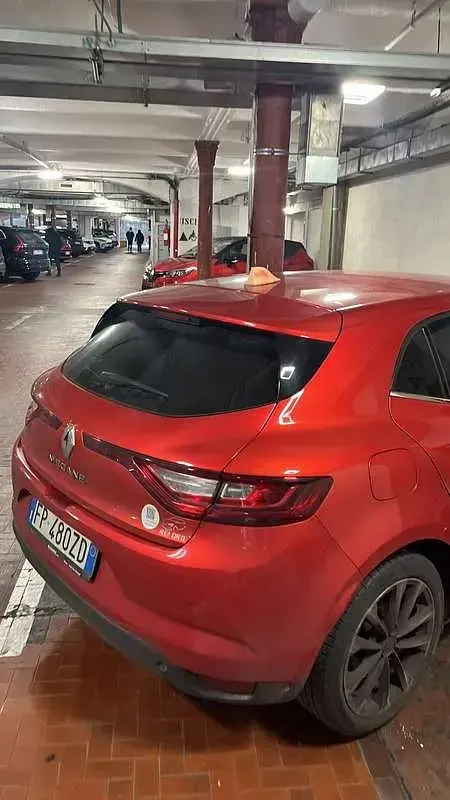 Usata Renault Mégane Life 101 CV (74 kW) 2018 Rosso Berlina