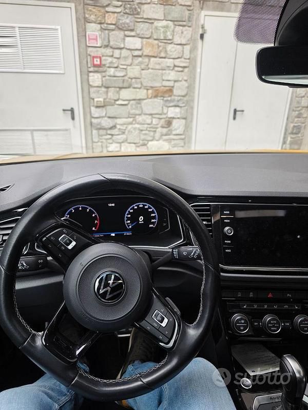 Usata VW T-Roc R 300 CV (220 kW) 2022 SUV