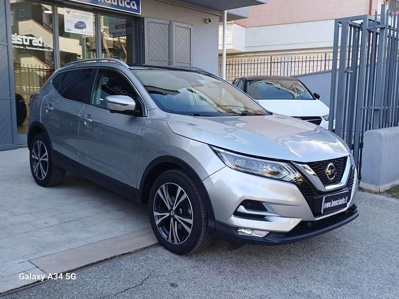Usata Nissan Qashqai Tekna+ 116 CV (85 kW) 2019 Argento SUV