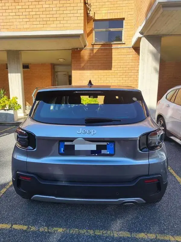 Usata Jeep Avenger Altitude 101 CV (74 kW) 2023 Grigio SUV