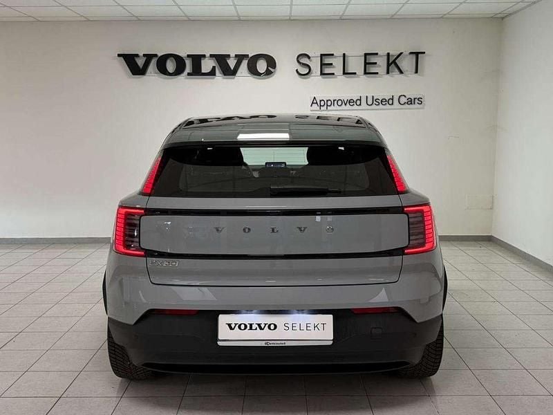 Usata Volvo EX30 Plus 200 kW (272 CV) 2025 Grigio SUV