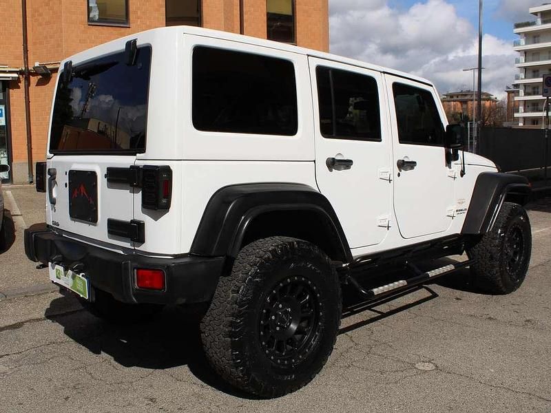 Occasion Jeep Wrangler Sahara 200 ch (147 kW) 2014 Blanc SUV