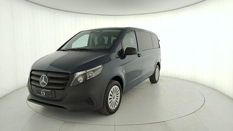 Usata Mercedes Vito 136 CV (100 kW) 2024 Blu Furgone