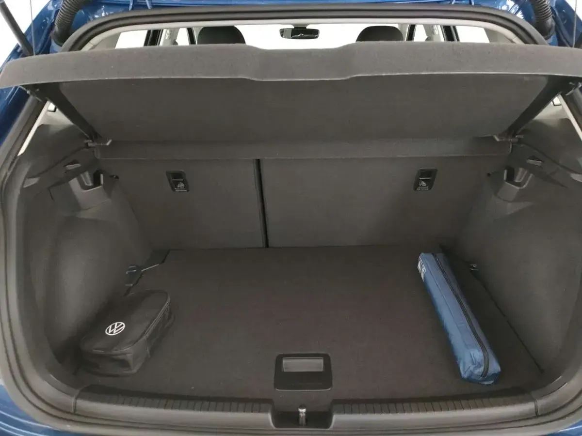 Usata VW Polo Life 95 CV (69 kW) 2023 Blu Utilitaria
