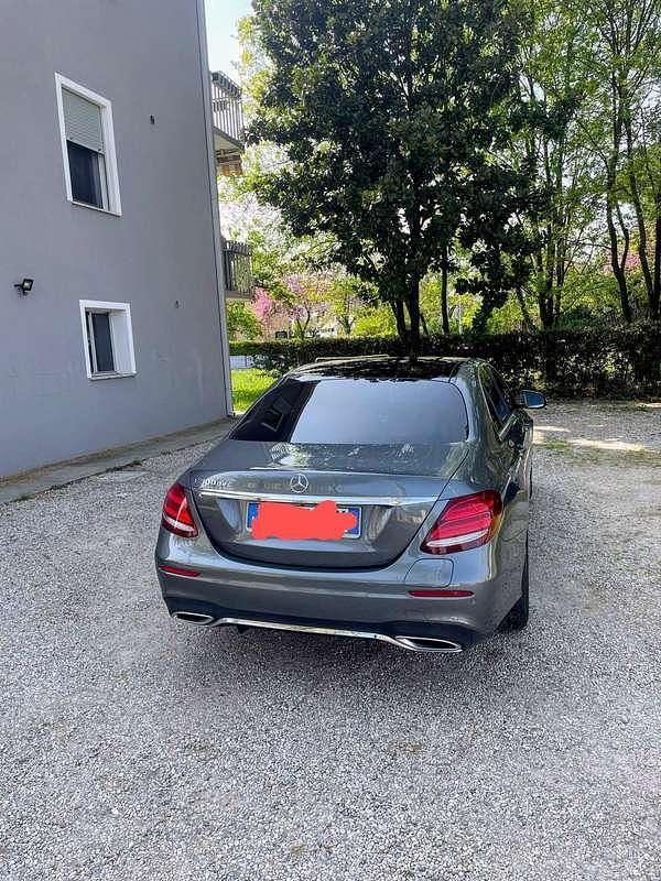 Usata Mercedes E300 194 CV (142 kW) 2019 Berlina