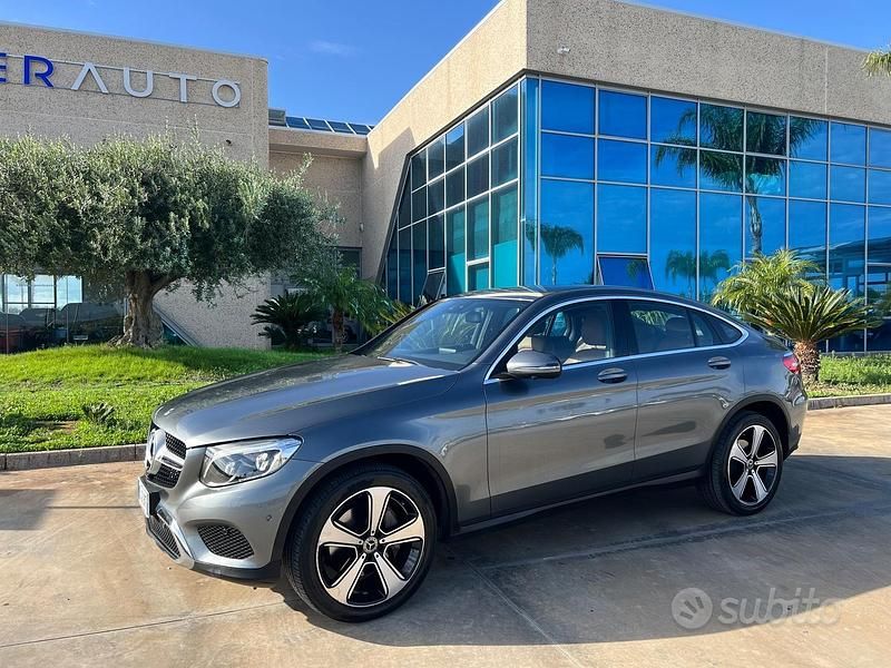 Grigio Usata 2018 Mercedes GLC250 Executive Coupé | 26.500 € (Super prezzo) - Immagine 1/4
