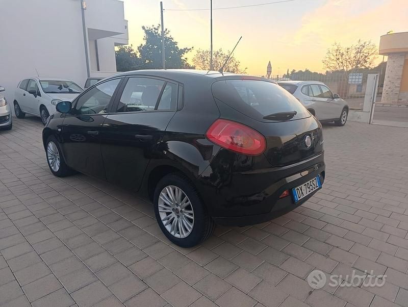 Usata Fiat Bravo Dynamic 105 CV (77 kW) 2009 Nero Utilitaria