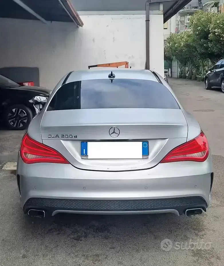 Usata Mercedes CLA200 Premium 136 CV (100 kW) 2016 Grigio Berlina