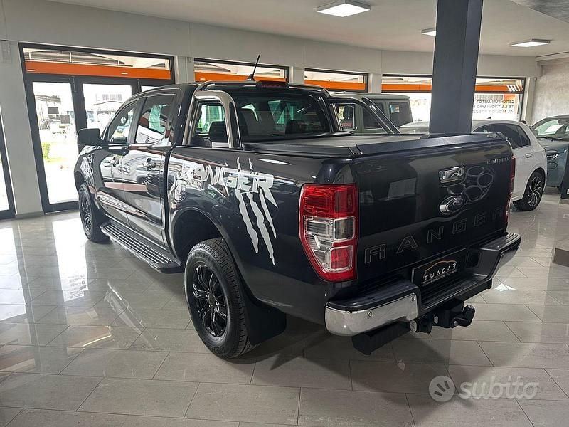 Usata Ford Ranger Limited 213 CV (156 kW) 2020 Blu Pick-up
