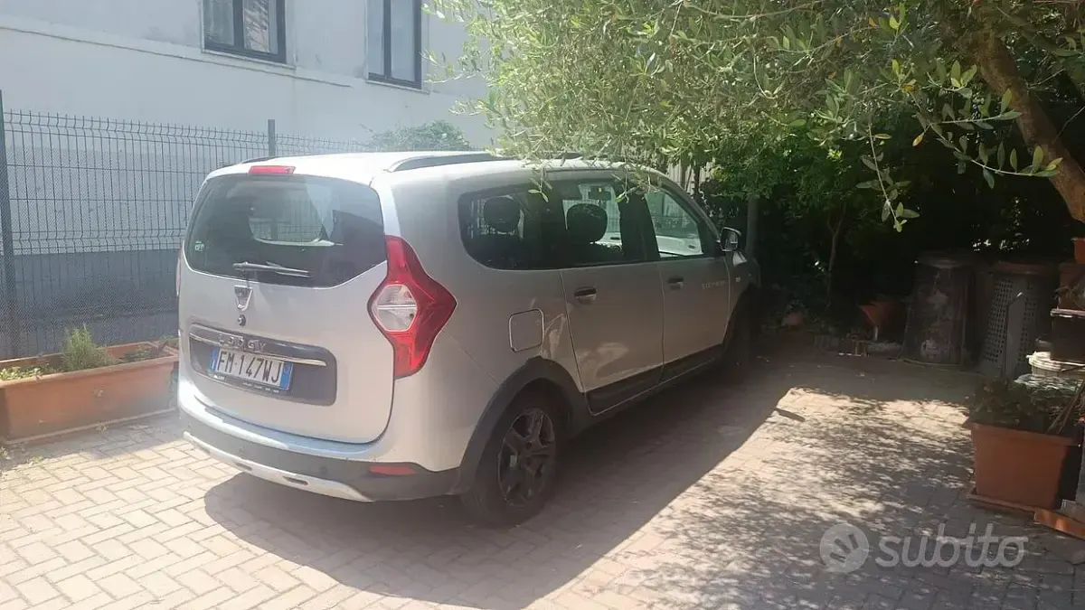 Usata Dacia Lodgy 109 CV (80 kW) 2018 Monovolume