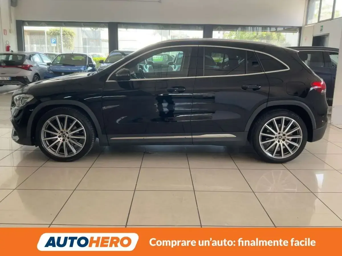 Usata Mercedes GLA220 AMG line 190 CV (139 kW) 2021 Nero SUV