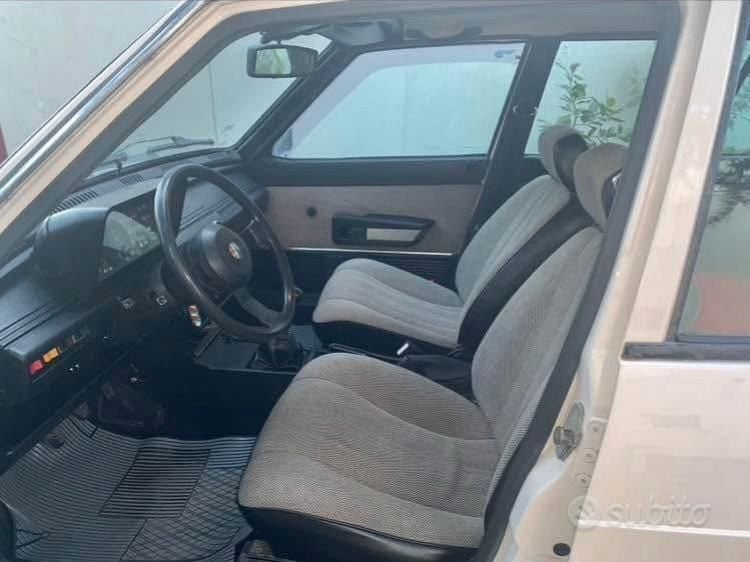 Usata Alfa Romeo Giulietta 109 CV (80 kW) 1982 Bianco Utilitaria