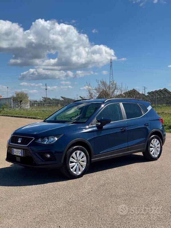 Usata Seat Arona XCELLENCE 95 CV (69 kW) 2019 Blu SUV