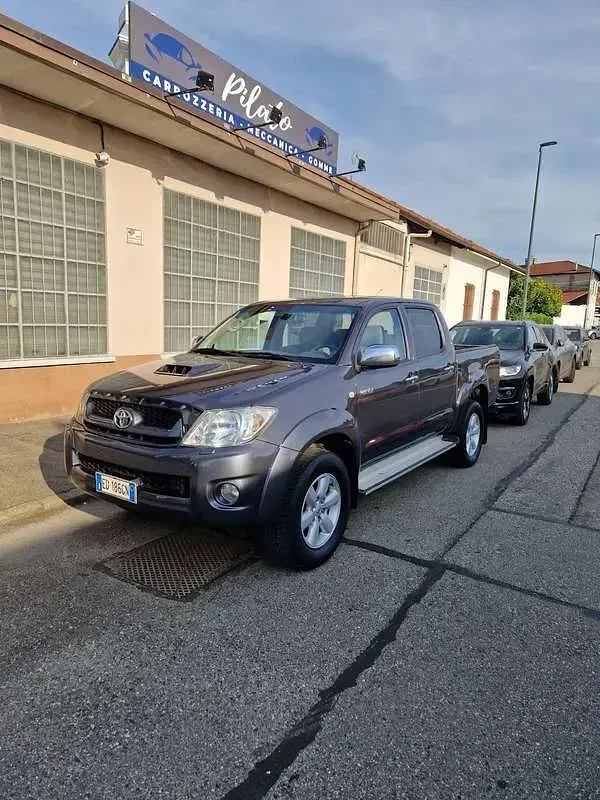 Usata Toyota HiLux SR 171 CV (125 kW) 2010 Pick-up
