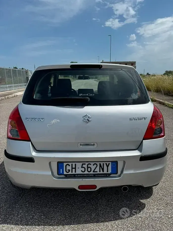 Usata Suzuki Swift 75 CV (55 kW) 2008 Grigio Utilitaria