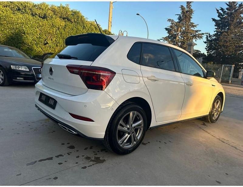 Nuova VW Polo R-line 95 CV (69 kW) 2025 Utilitaria