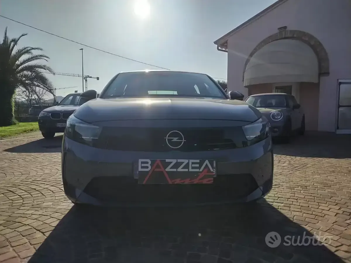 Usata Opel Corsa 75 CV (55 kW) 2024 Grigio Utilitaria
