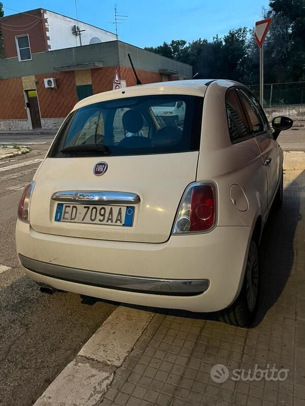 Usata Fiat 500 75 CV (55 kW) 2010 Bianco Utilitaria
