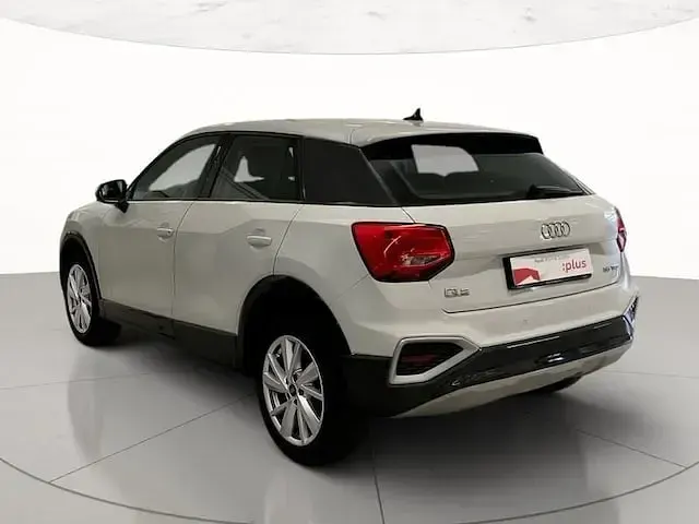Usata Audi Q2 Advanced Plus 150 CV (110 kW) 2023 2y bianco ghiacciaio metallizz SUV