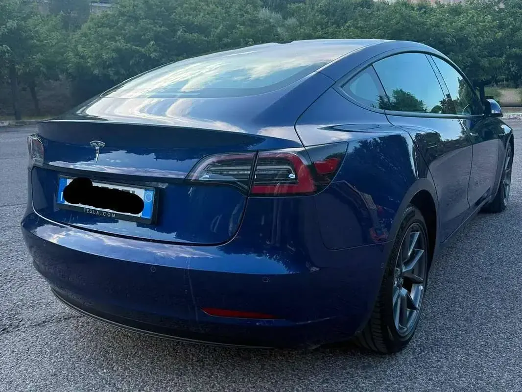 Usata Tesla Model 3 Standard Range 88 kW (120 CV) 2022 Blu/azzurro Berlina