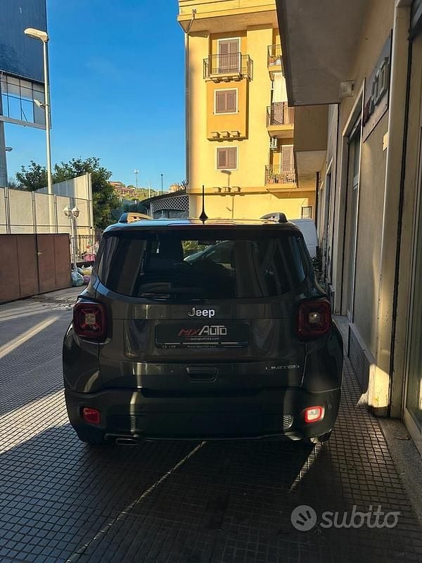 Usata Jeep Renegade Limited 120 CV (88 kW) 2020 Grigio SUV