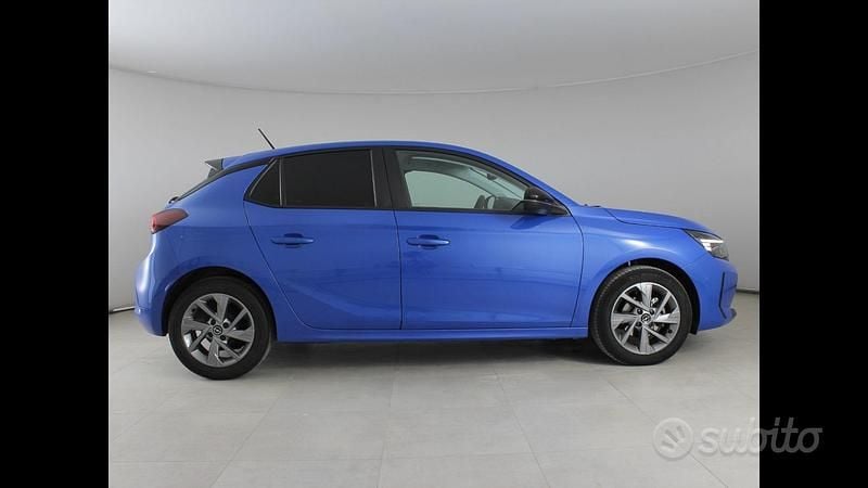 Usata Opel Corsa Edition 75 CV (55 kW) 2024 Blu Utilitaria