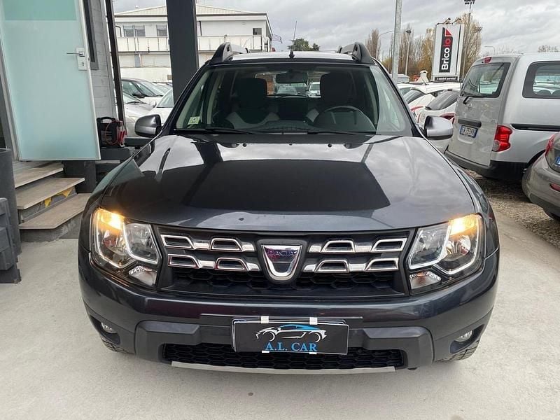 Usata Dacia Duster Ambiance 108 CV (79 kW) 2017 Grigio Station wagon