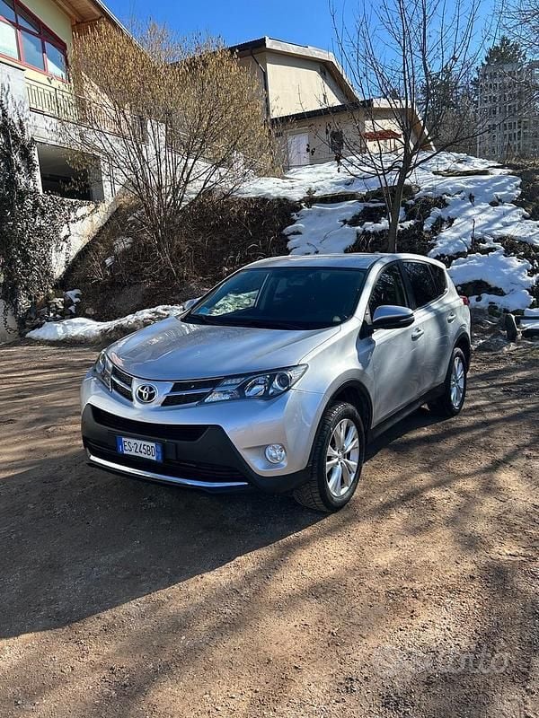 Usata Toyota RAV4 Active 150 CV (110 kW) 2013 Grigio SUV