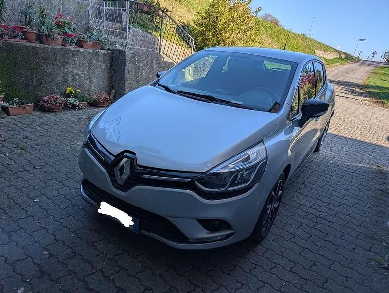 Usata Renault Clio V 90 CV (66 kW) 2020 Berlina