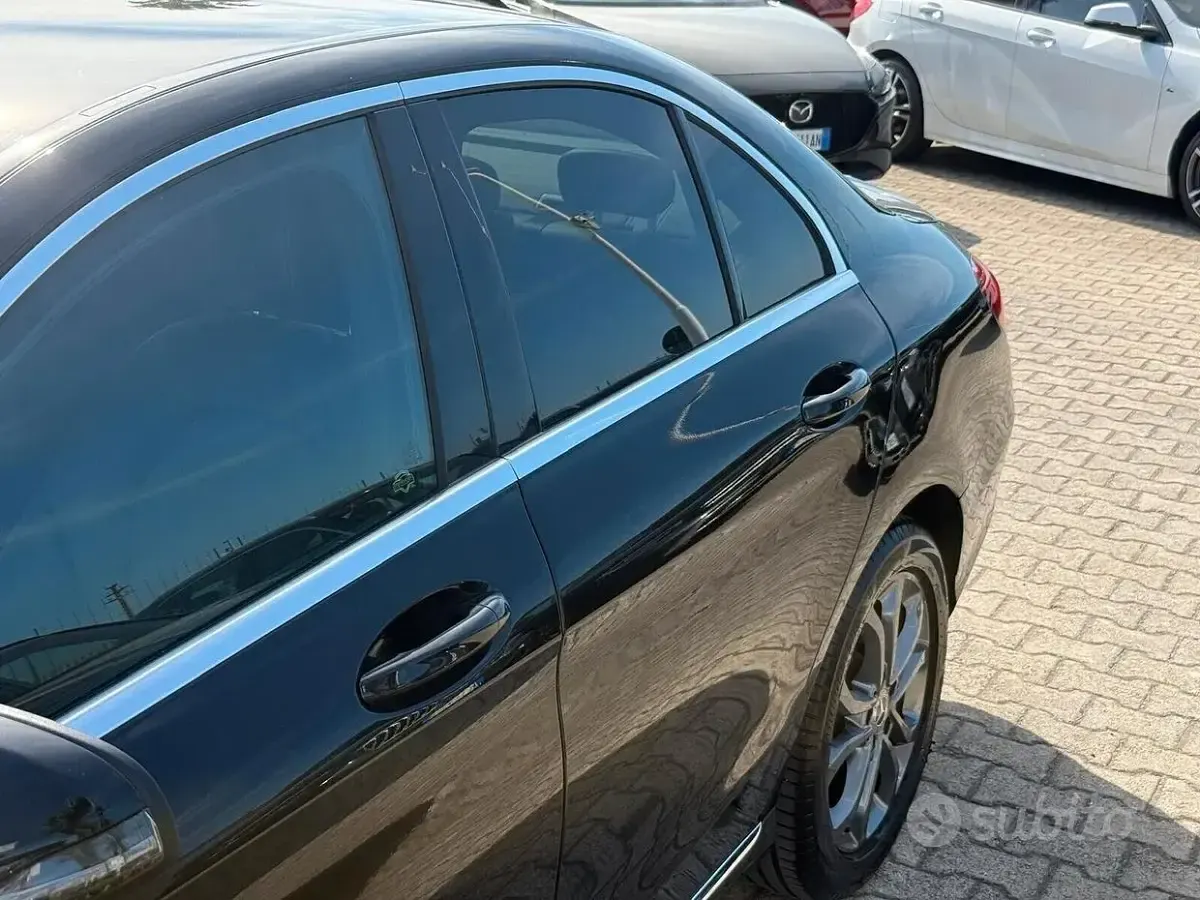 Usata Mercedes C200 Executive 136 CV (100 kW) 2017 Nero Berlina