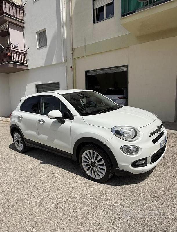 Usata Fiat 500X 120 CV (88 kW) 2015 Bianco SUV