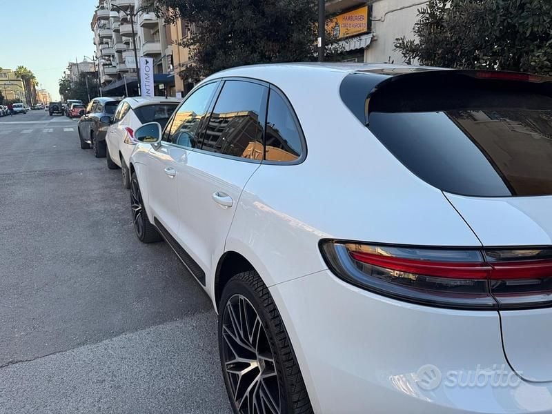 Usata Porsche Macan 265 CV (194 kW) 2022 Bianco SUV