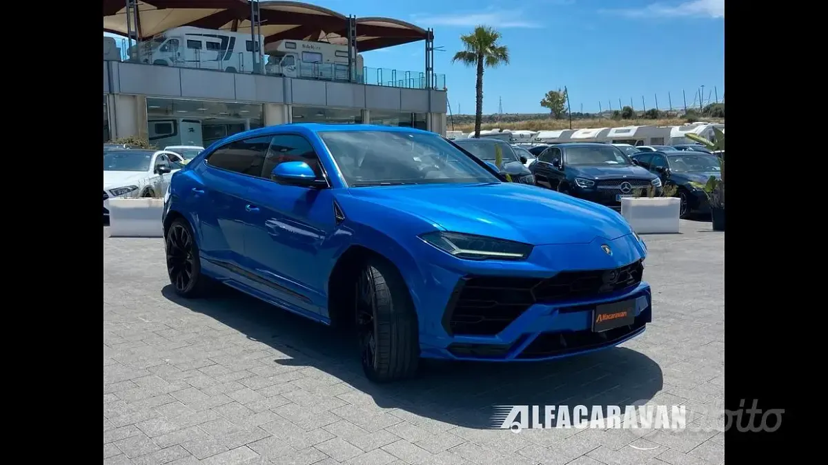 Usata Lamborghini Urus 650 CV (478 kW) 2020 Blu SUV