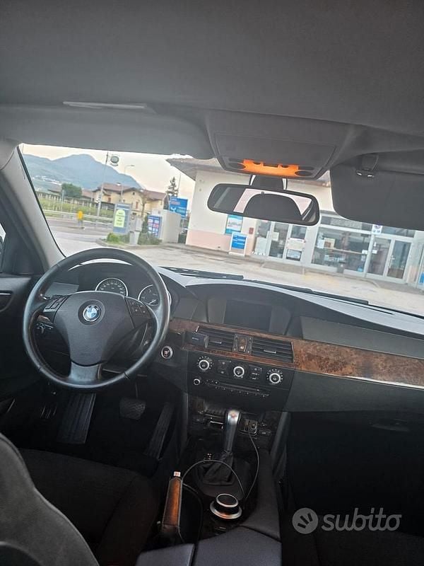 Usata BMW 520 M Sport 177 CV (130 kW) 2007 Nero Berlina
