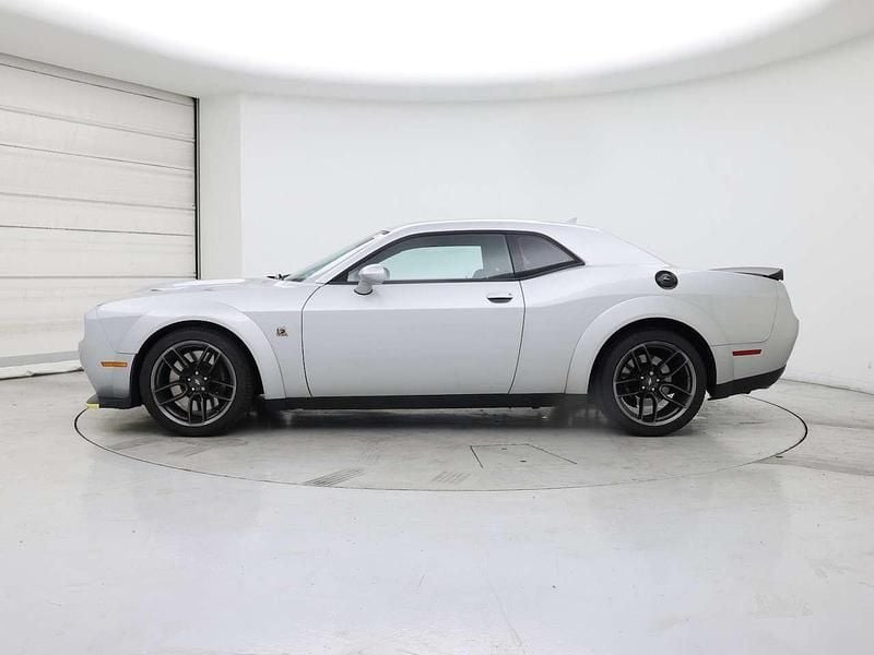 Argento Usata 2022 Dodge Challenger Coupé | 38.000 € - Immagine 1/2