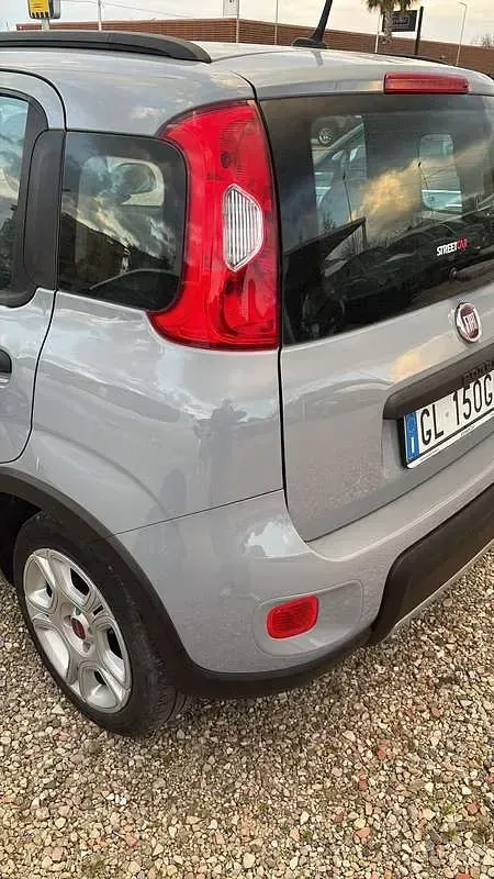 Usata Fiat Panda Sport 69 CV (50 kW) 2022 Utilitaria