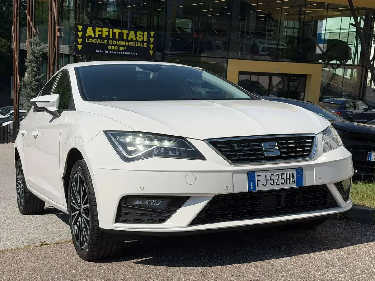 Usata Seat Leon XCELLENCE 150 CV (110 kW) 2017 Bianco Berlina