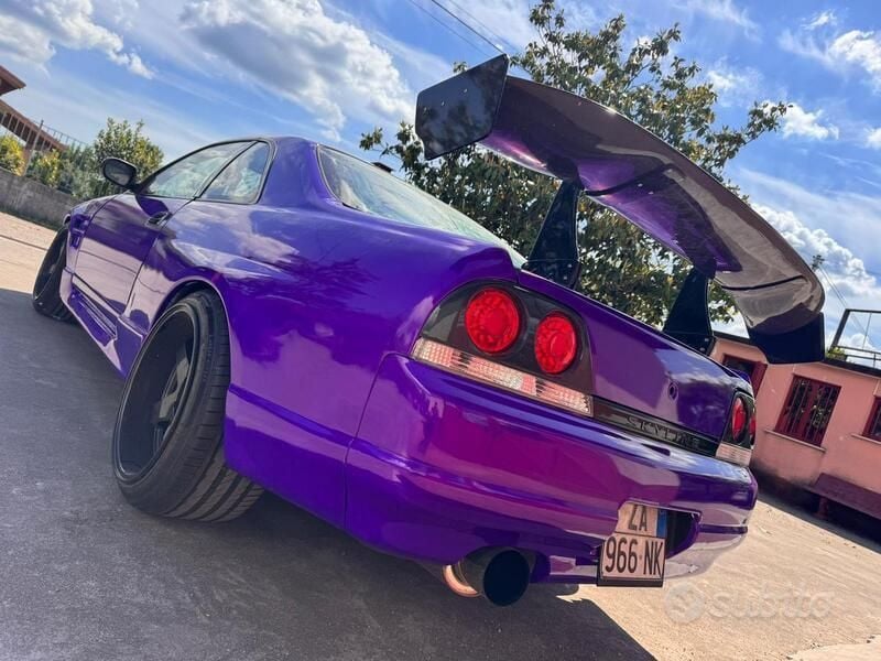 Usata Nissan Skyline 400 CV (294 kW) 1996 Bianco Coupé