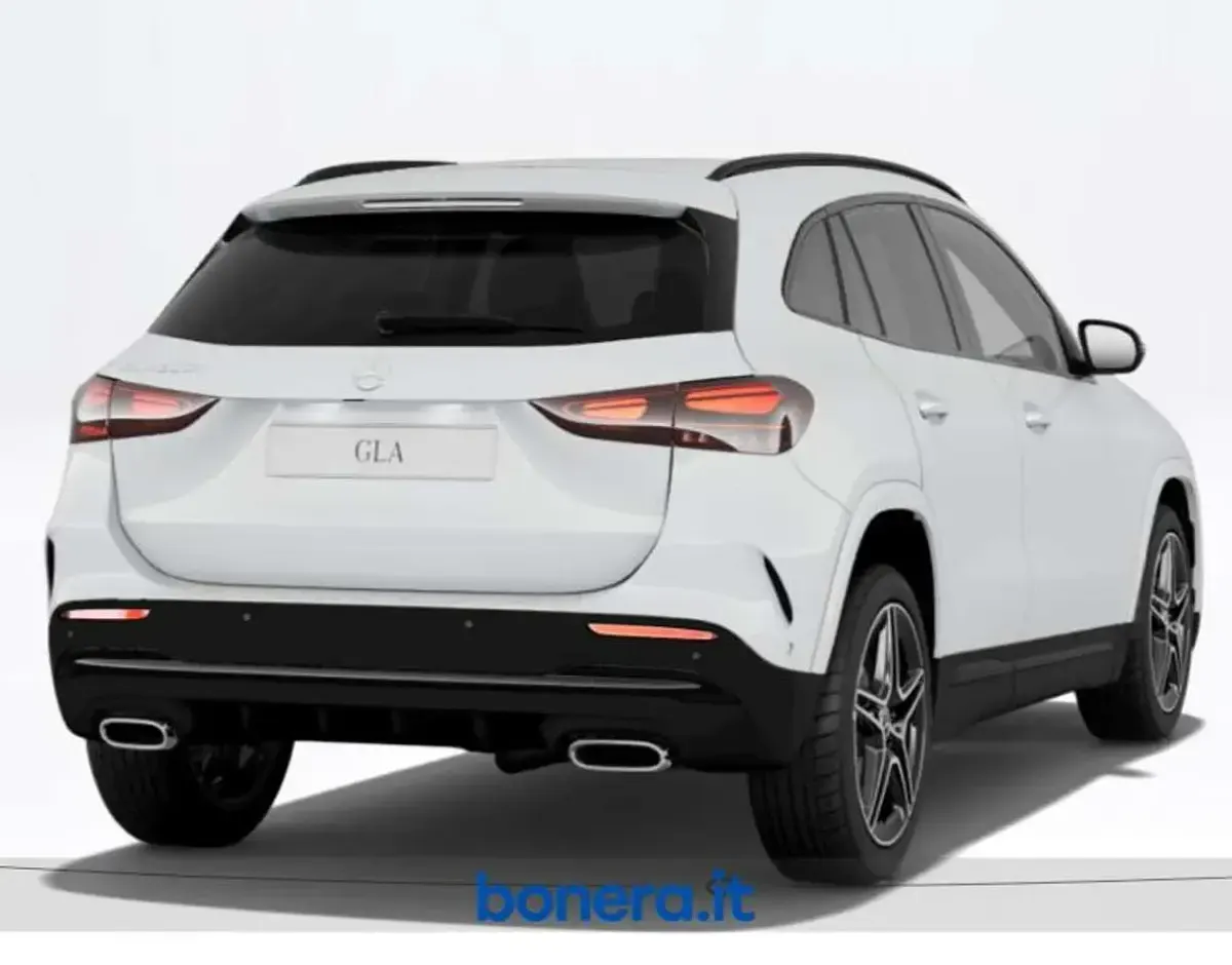 Nuova Mercedes GLA200 AMG line 150 CV (110 kW) 2026 Bianco polare SUV