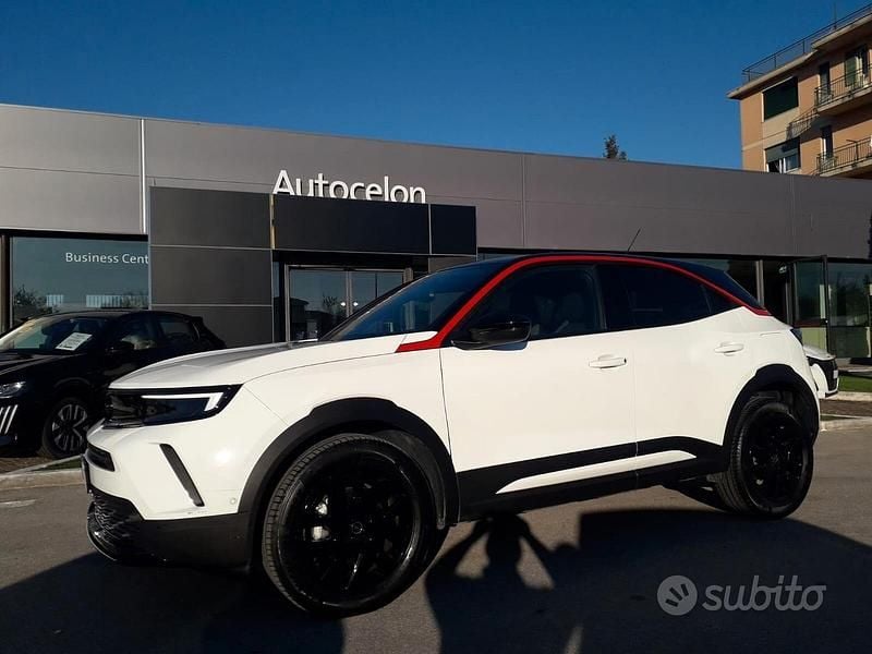 Usata Opel Mokka GS Line 110 CV (80 kW) 2021 Bianco SUV