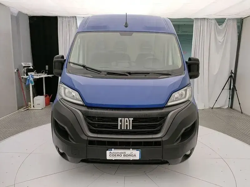 Usata Fiat Ducato 33 140 CV (102 kW) 2022 Blu Furgone