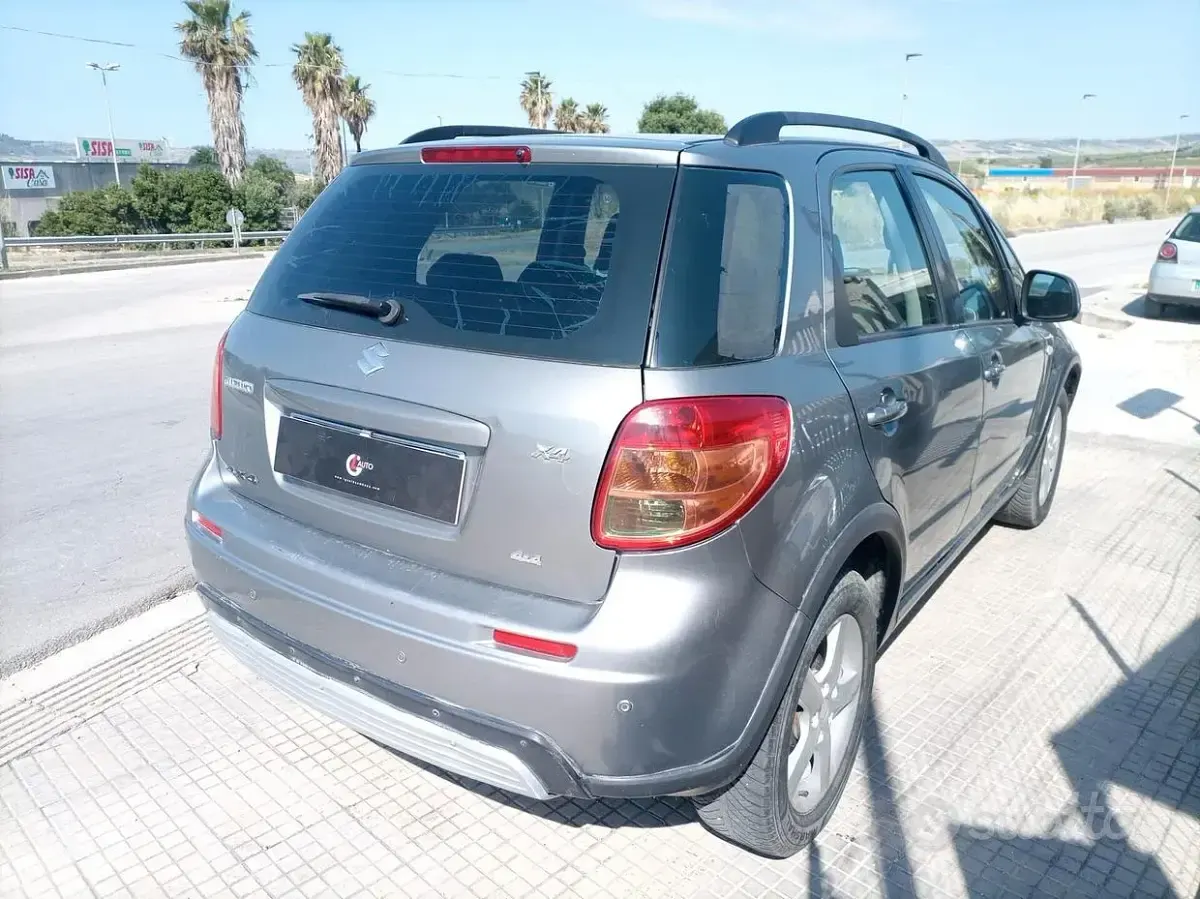 Usata Suzuki SX4 120 CV (88 kW) 2007 Grigio Station wagon