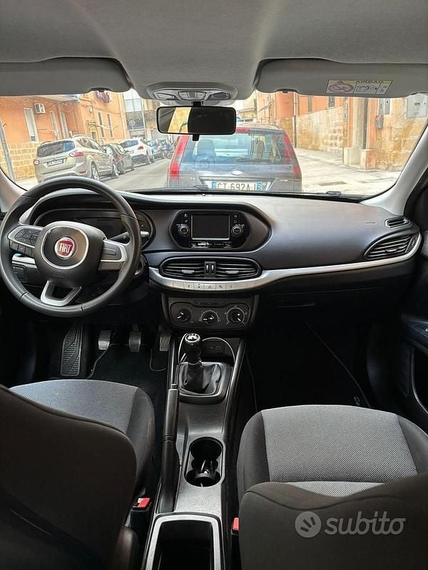 Usata Fiat Tipo Street 95 CV (69 kW) 2020 Blu Berlina