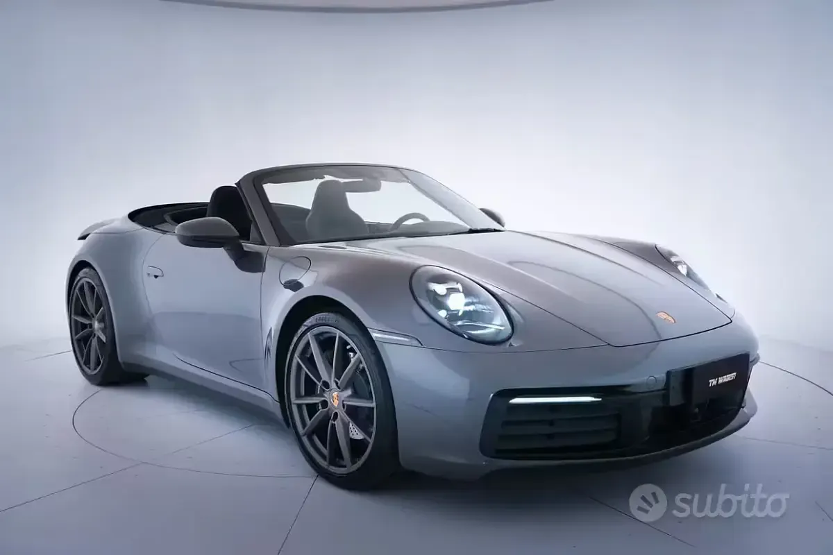Usata Porsche 911 Carrera Cabriolet 385 CV (283 kW) 2020 Grigio Cabrio